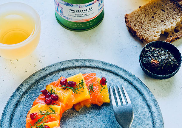Carpaccio med laks, mango og Thé des Sables